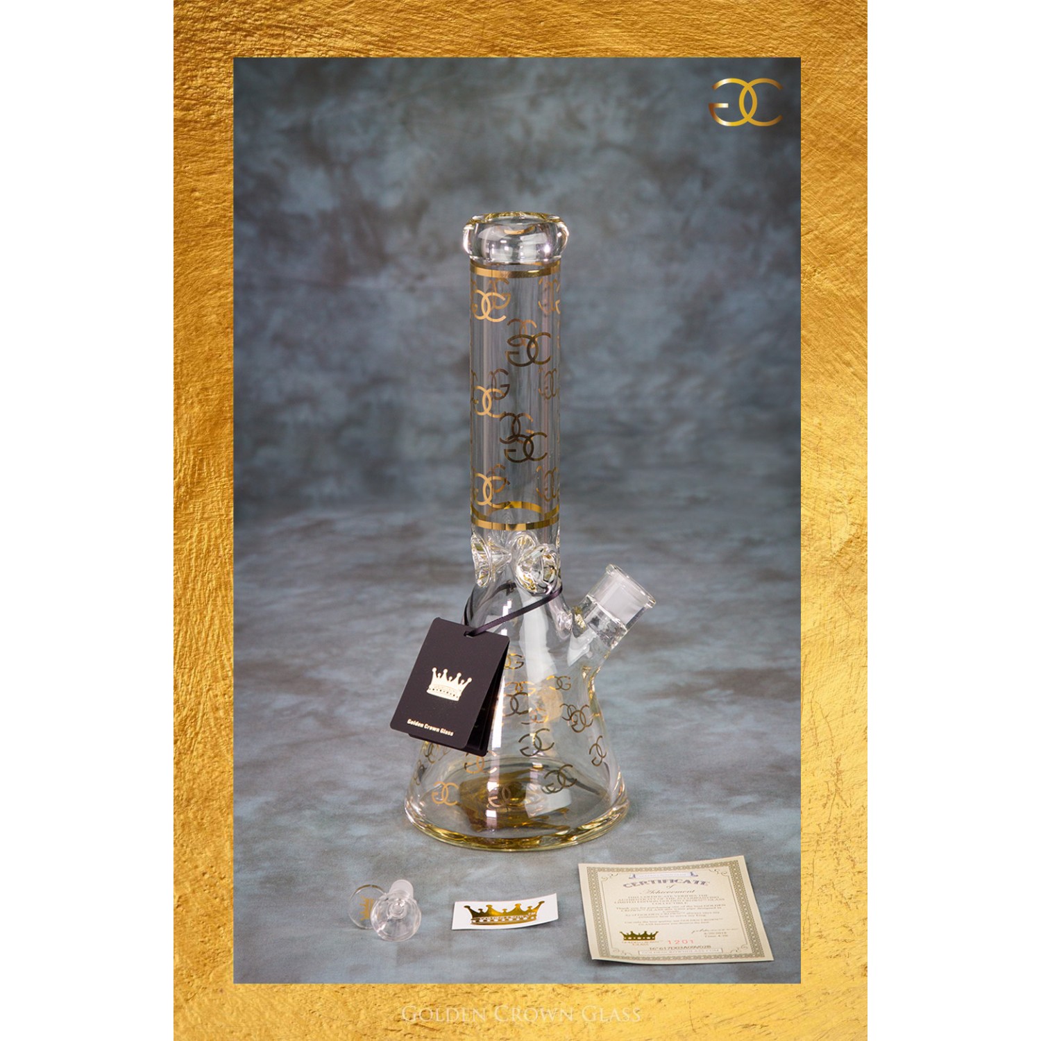 The 24K Gold Emblem Waterpipe 14" by GOLDEN CROWN